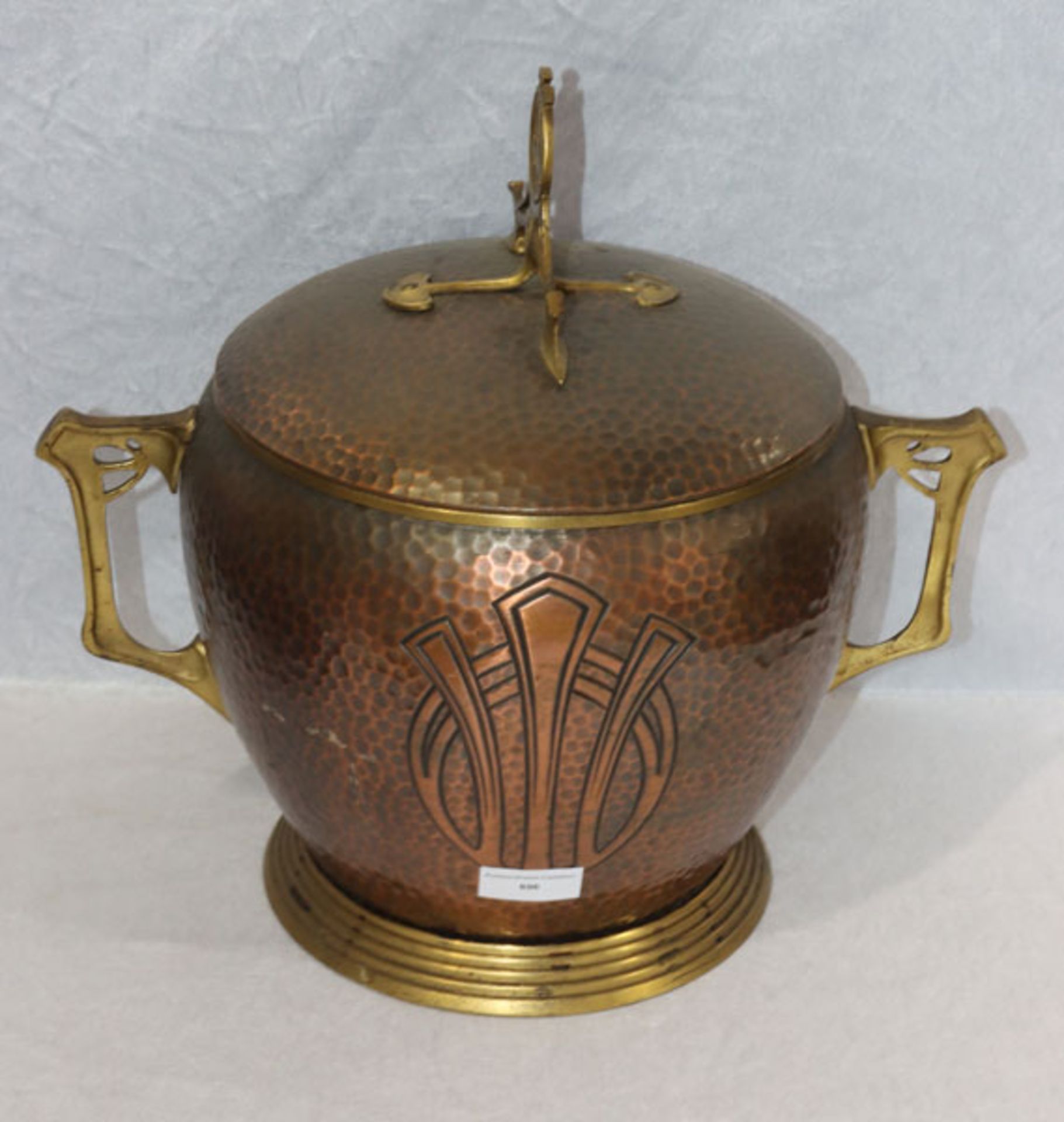Jugendstil Bowle, Kupfer mit Messing, Glaseinsatz nicht Original, H 34 cm, D 37 cm, Gebrauchsspuren