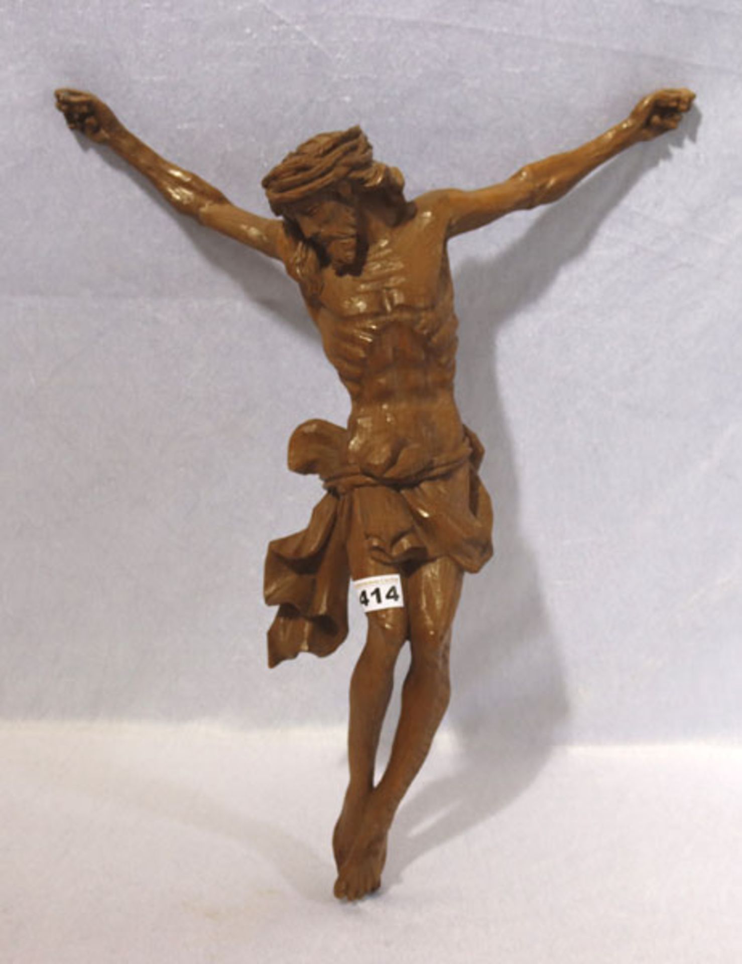 Holzfigur 'Jesus', um 1900, detailliert geschnitzt, H 60 cm, B 45 cm