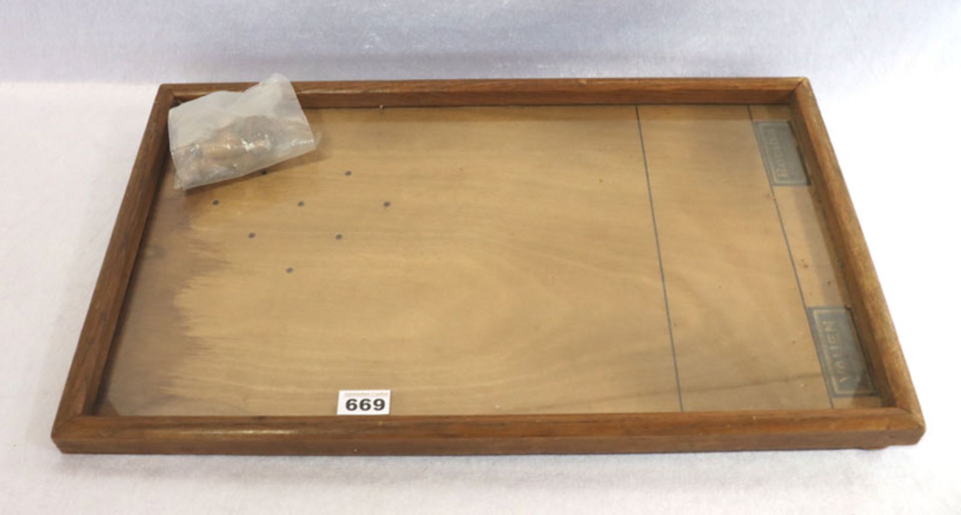 Romba Tischkegelspiel, Vauen Nürnberg, mit Zubehör, L 63 cm, B 40 cm, bespielt