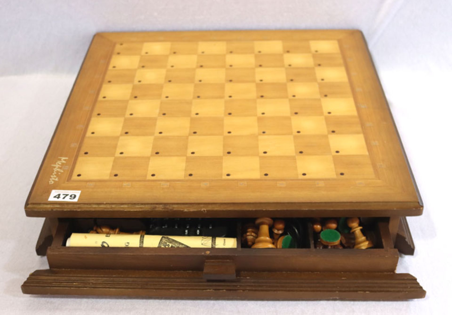 Mephisto Schachcomputer mit Sensorbrett und Spielfiguren, H 11 cm, B 51 cm, T 51 cm, Funktion und