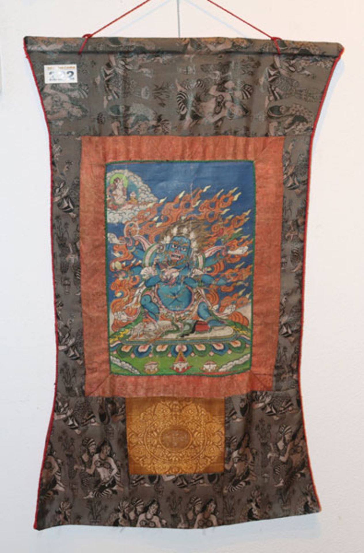 Thangka, Tibet, 19./20. Jahrundert, der blauhäutige, dreiäugige Hevajra hält in der erhobenen