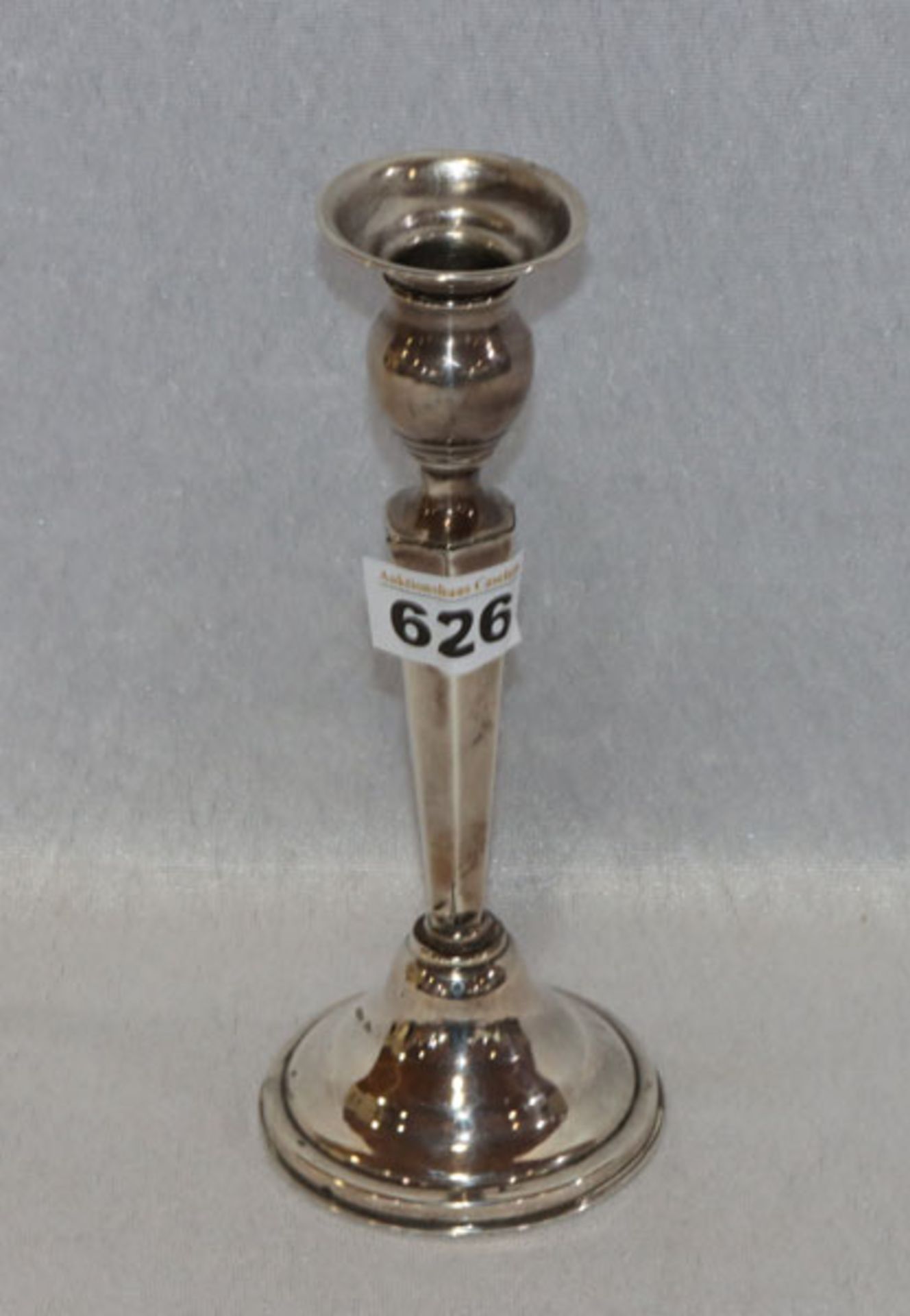 Kerzenleuchter, Sterlingsilber, gefüllt, H 20 cm, Gebrauchsspuren, teils bestossen