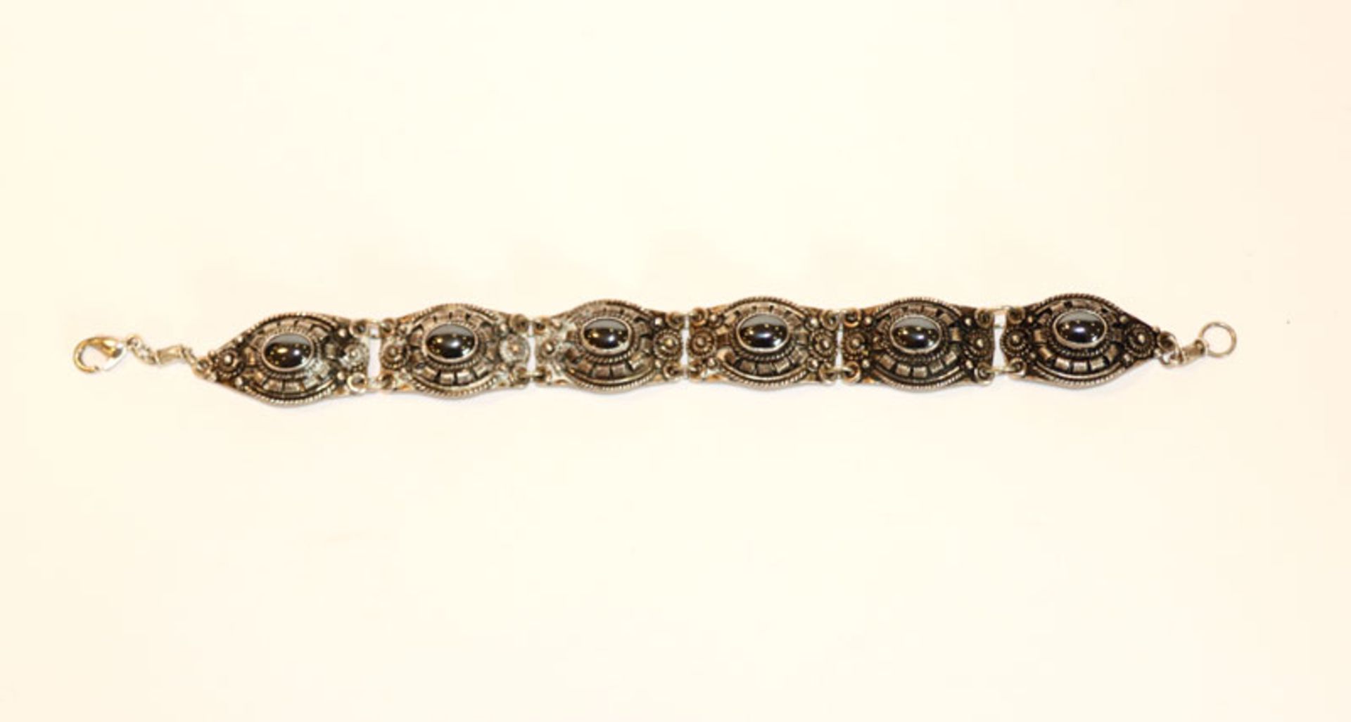 Sterlingsilber Armband mit Hämatit Cabochons, schöne Handarbeit, 27 gr., L 18 cm
