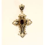 Kreuz-Anhänger, Silber geprüft, mit Granat und Perlen, 6,8 gr., L 5,5 cm