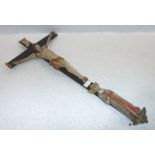 Holzkreuz mit Korpus Christi und Assistenzfigur Maria, gefaßt, teils beschädigt, H 80 cm, B 35 cm,