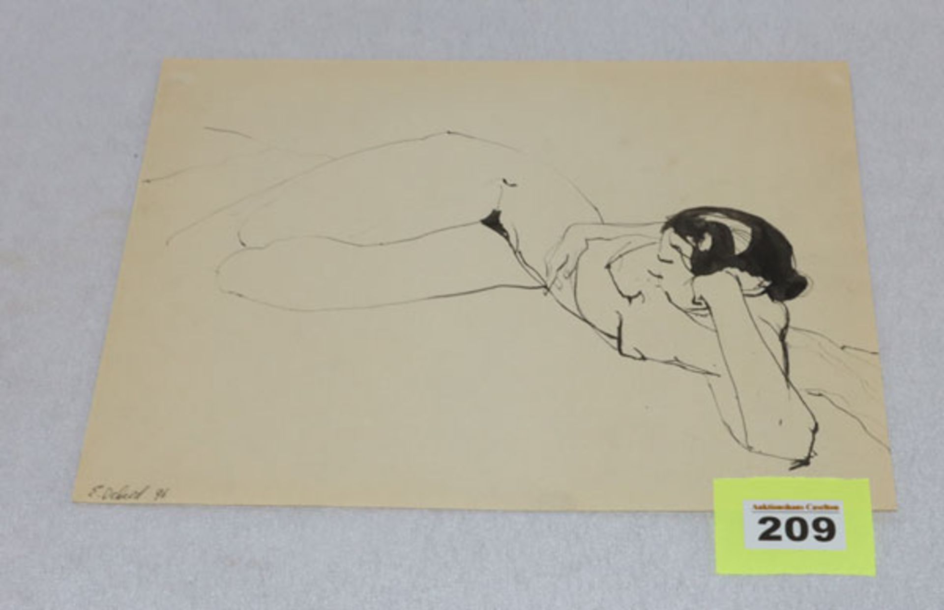 Zeichnung 'Liegender Frauenakt', signiert E. Deberd 96, Blattgröße 24 cm x 32 cm, Blatt leicht