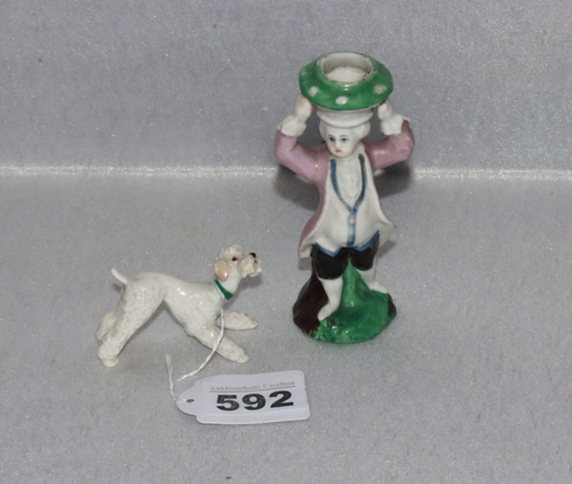 Hutschenreuther Porzellan Hund 'Königspudel', Entwurf Hans Achtziger, an der Pfote gemarkt, H 4