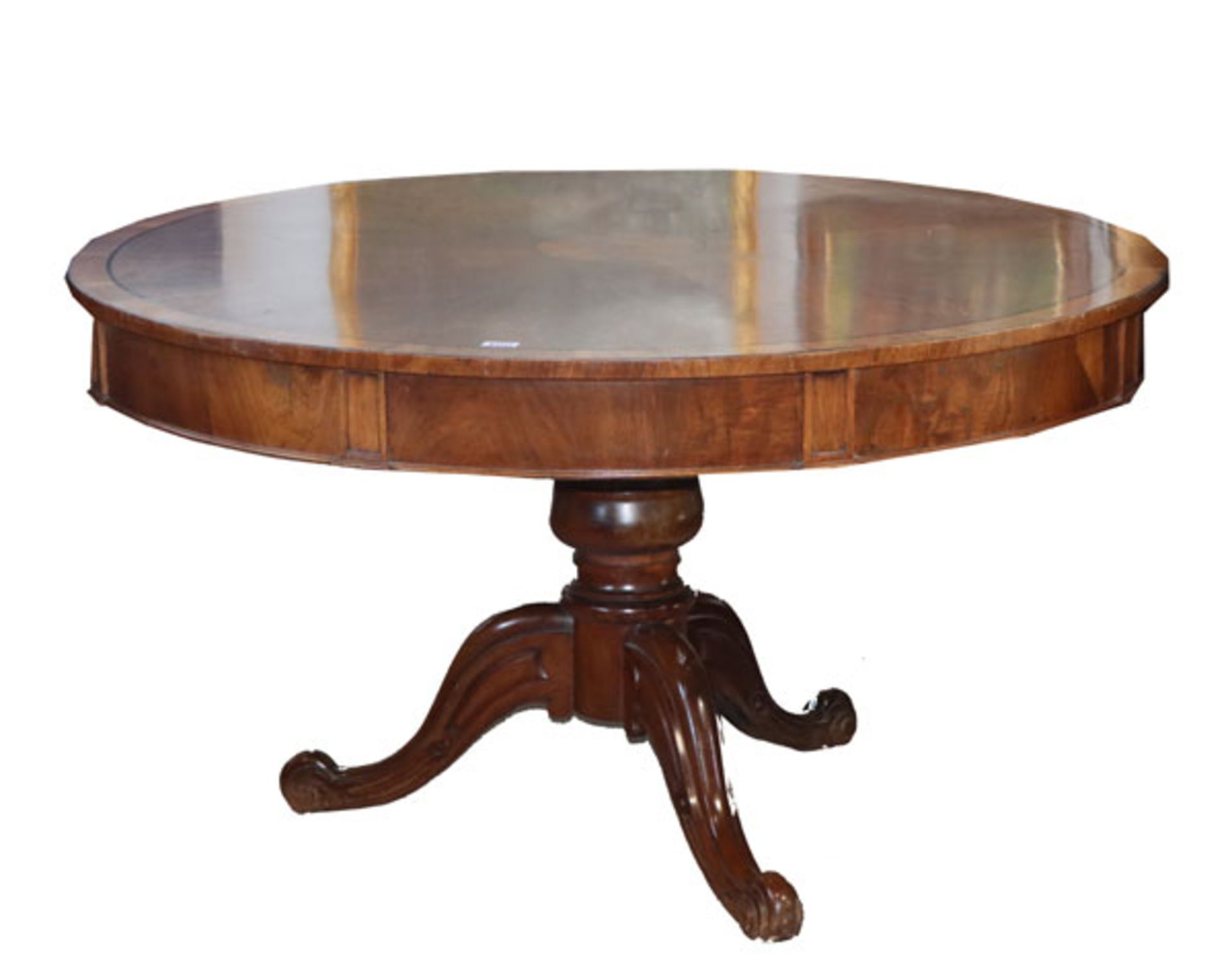 Runder Tisch auf gedrechseltem Mittelfuß mit 3 Beinen, 19. Jahrhundert, H 76 cm, D 138 cm, Alters-