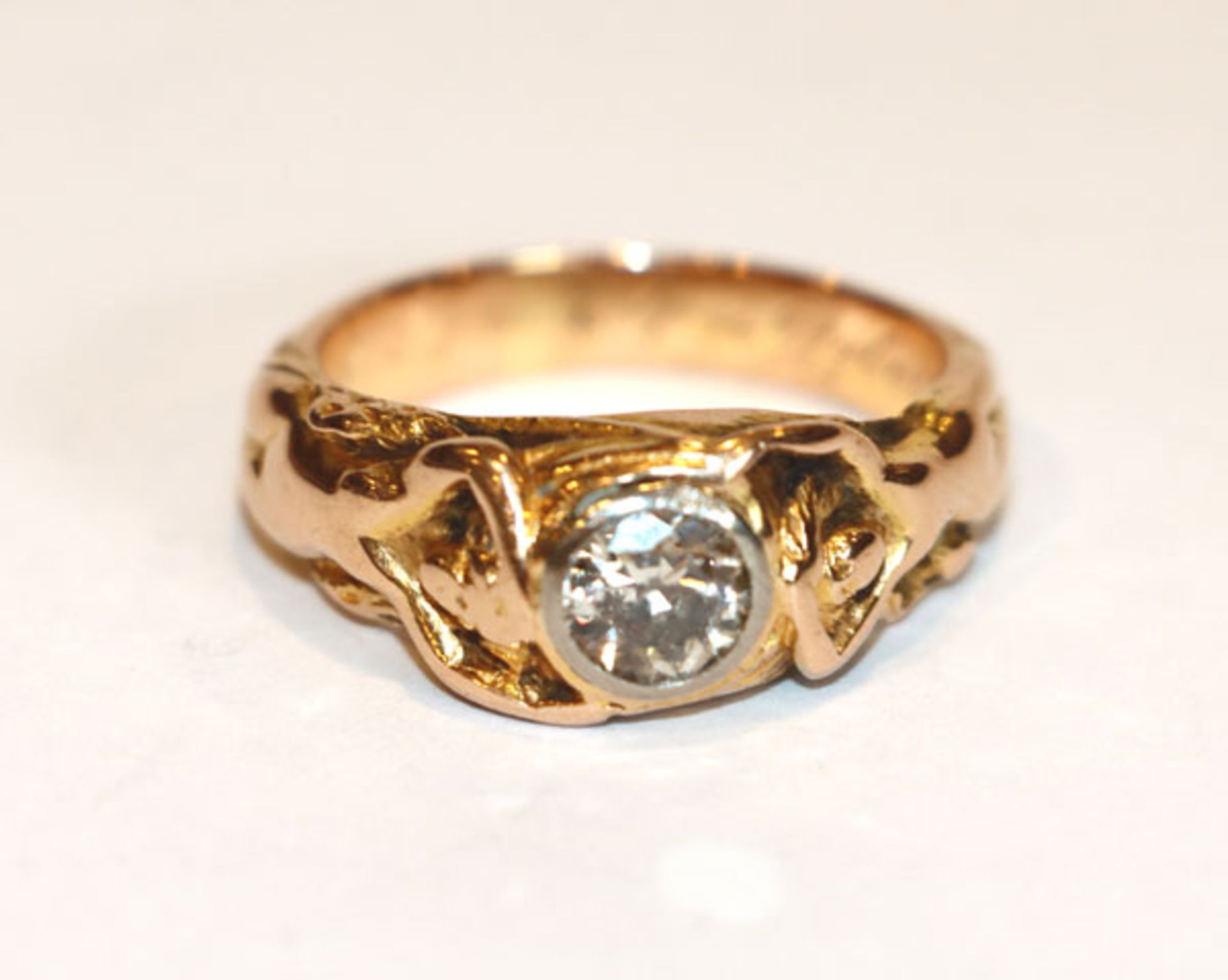 18 k Gelbgold (geprüfter) Diamantring, ca. 1,25 ct. Diamant, Wesselton Randbeschädigung, Ringschiene