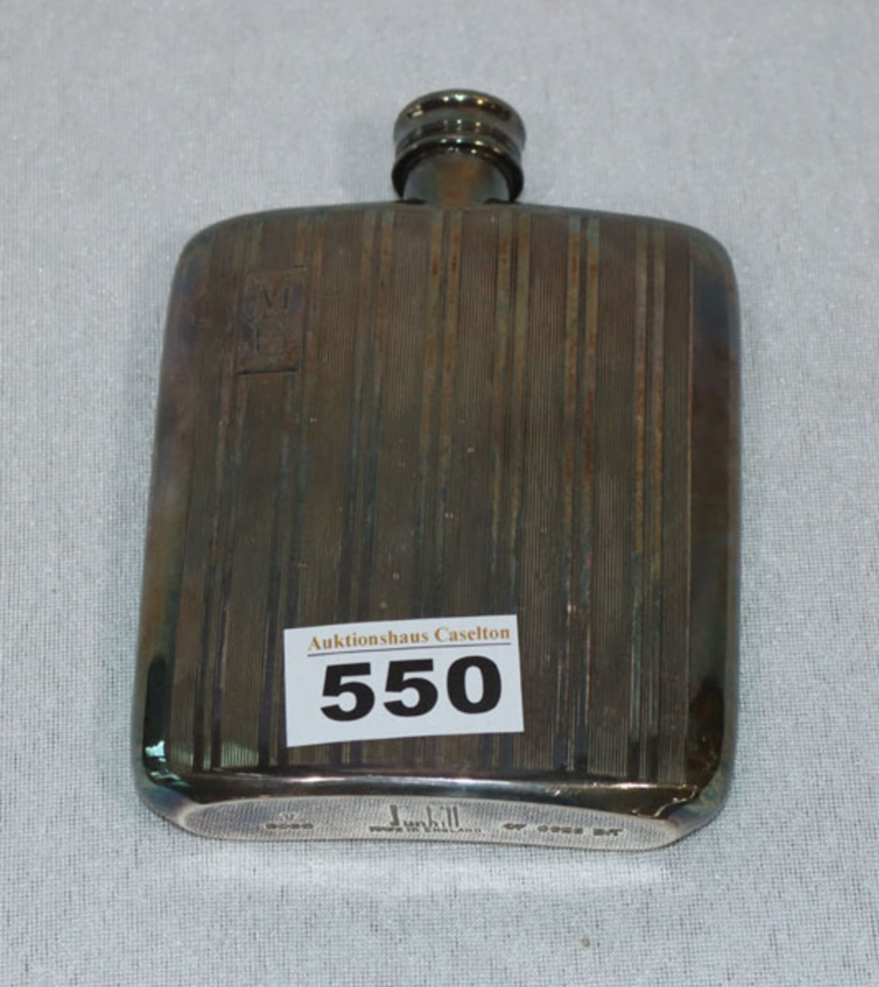 Dunhill Flachmann, versilbert, Made in England, mit Monogrammgravur MB, Gebrauchsspuren, H 14 cm,
