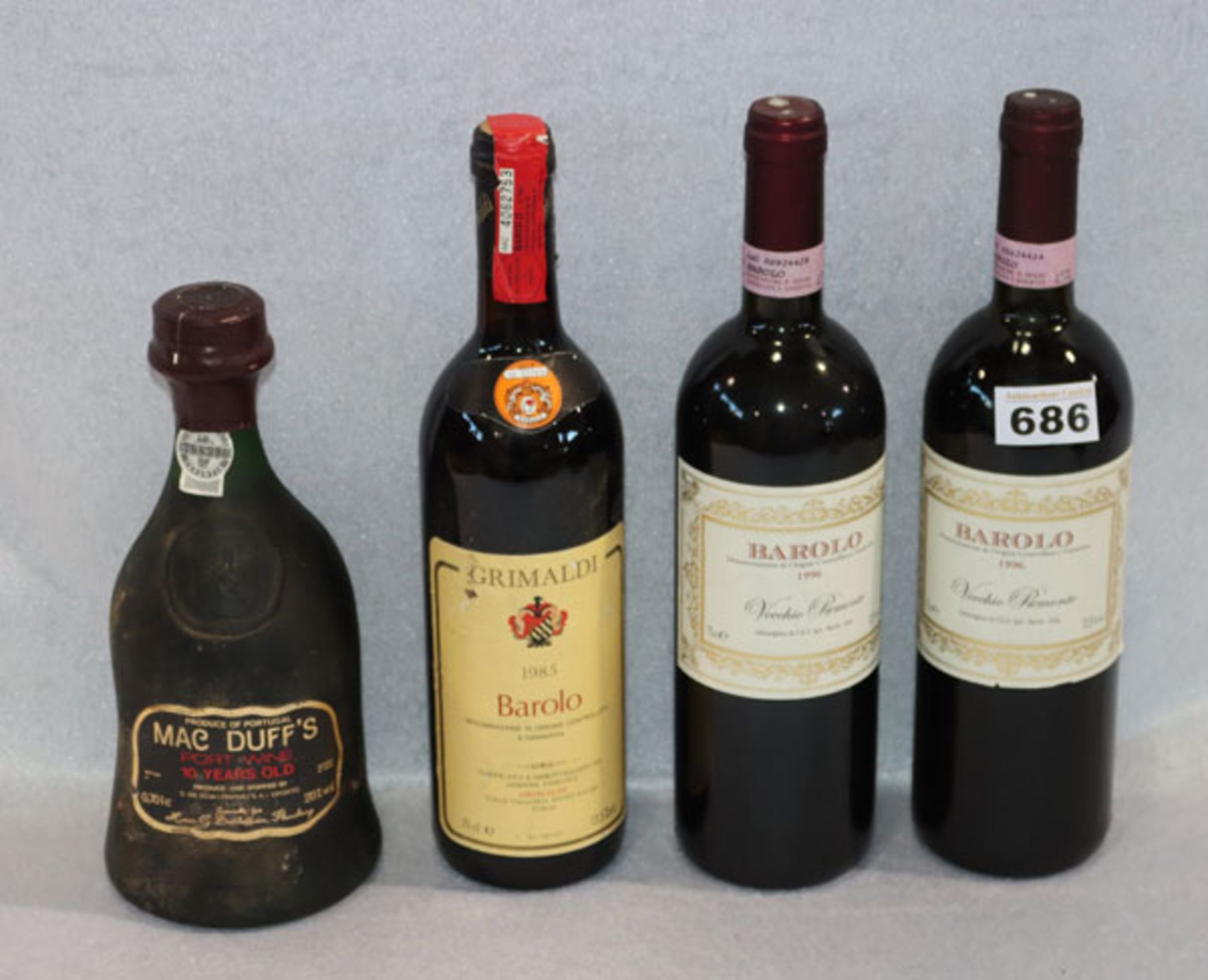 Wein-Konvolut: 2 Flaschen Barolo 1996, Vecchio Piemonte, 1 Flasche Barolo 1985, Grimaldi, und 1