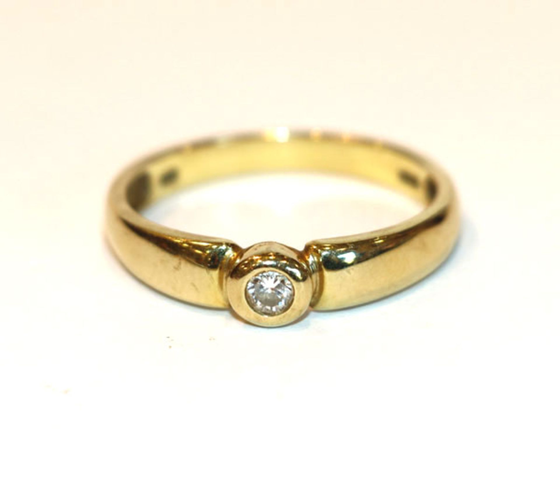 14 k Gelbgold Ring mit Diamant, 2,7 gr., Gr. 59