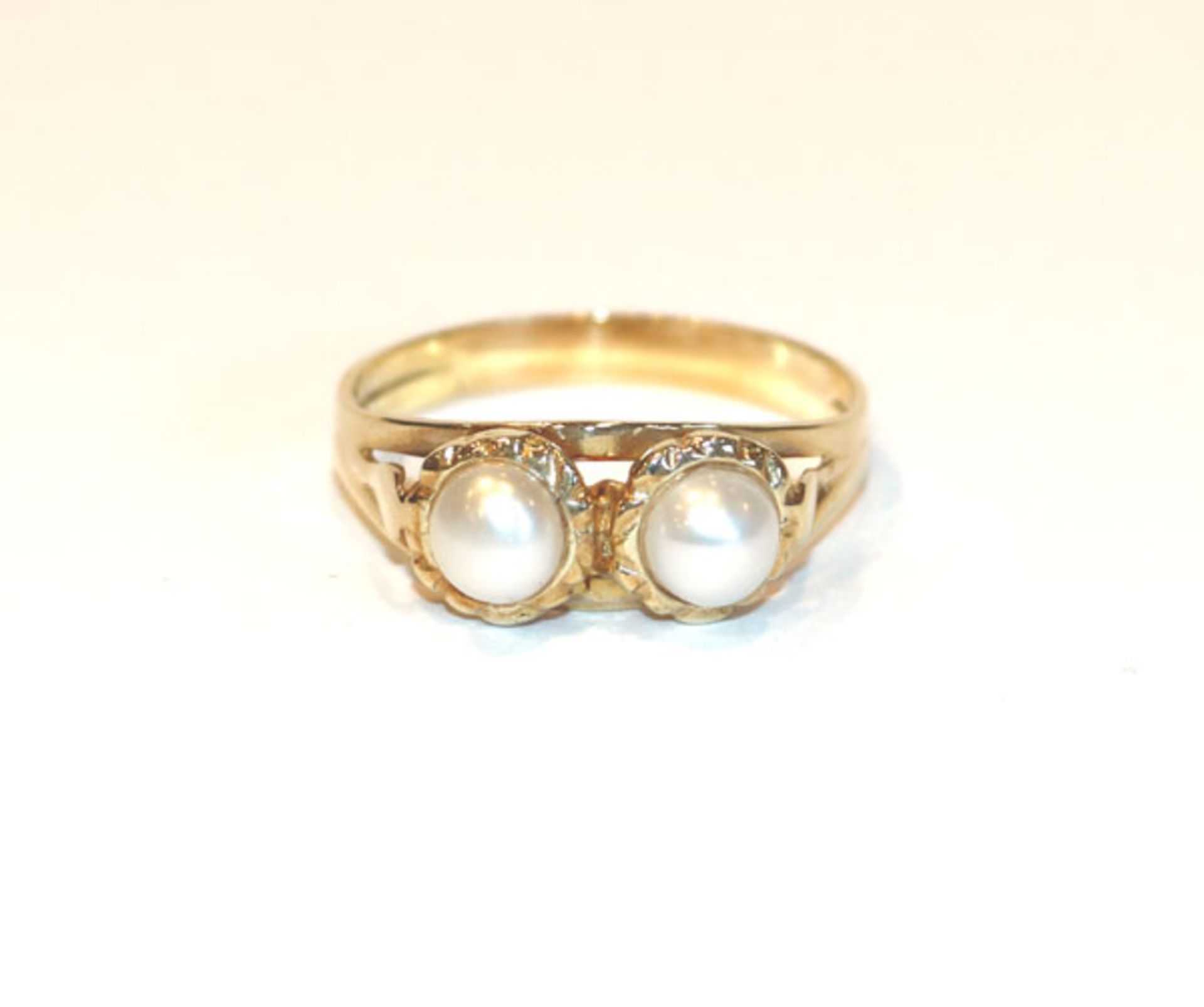 14 k Gelbgold (geprüfter) Ring mit 2 Perlen, 3,3 gr., Gr. 64, passend zu 50 und 51