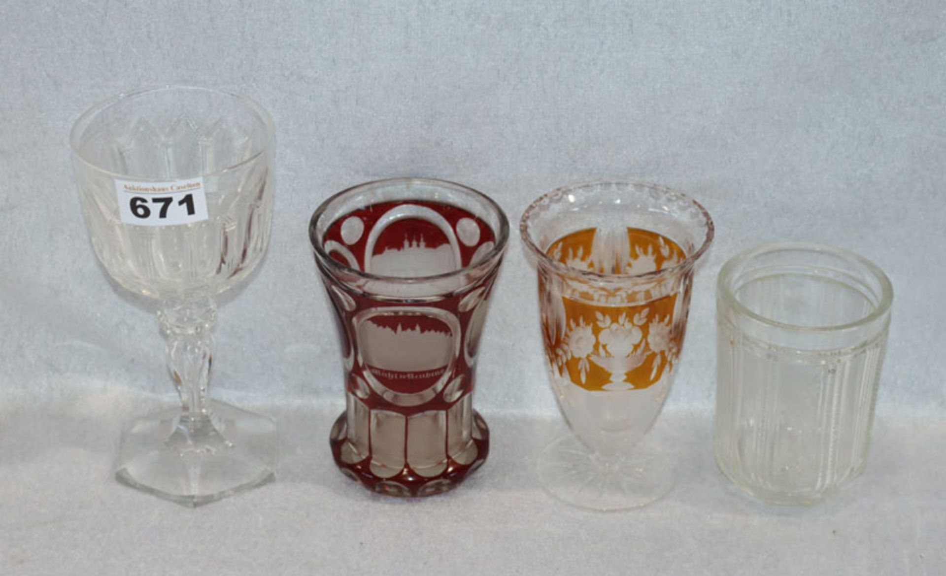 Glas-Konvolut, meist 19. Jahrhundert, 4 Gläser in verschiedenen Formen, teils geschliffen, teils