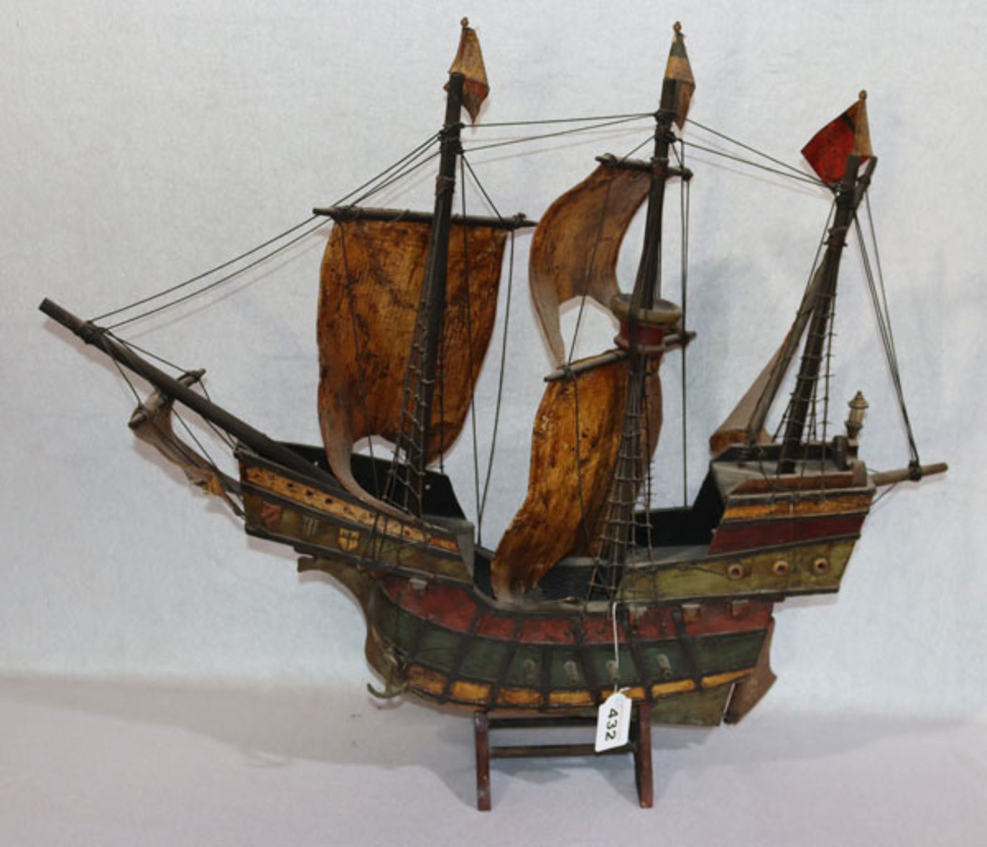 Modell-Schiff, Holz mit Takelage, H 67 cm, B 72 cm, Abholung oder Versand per Spedition