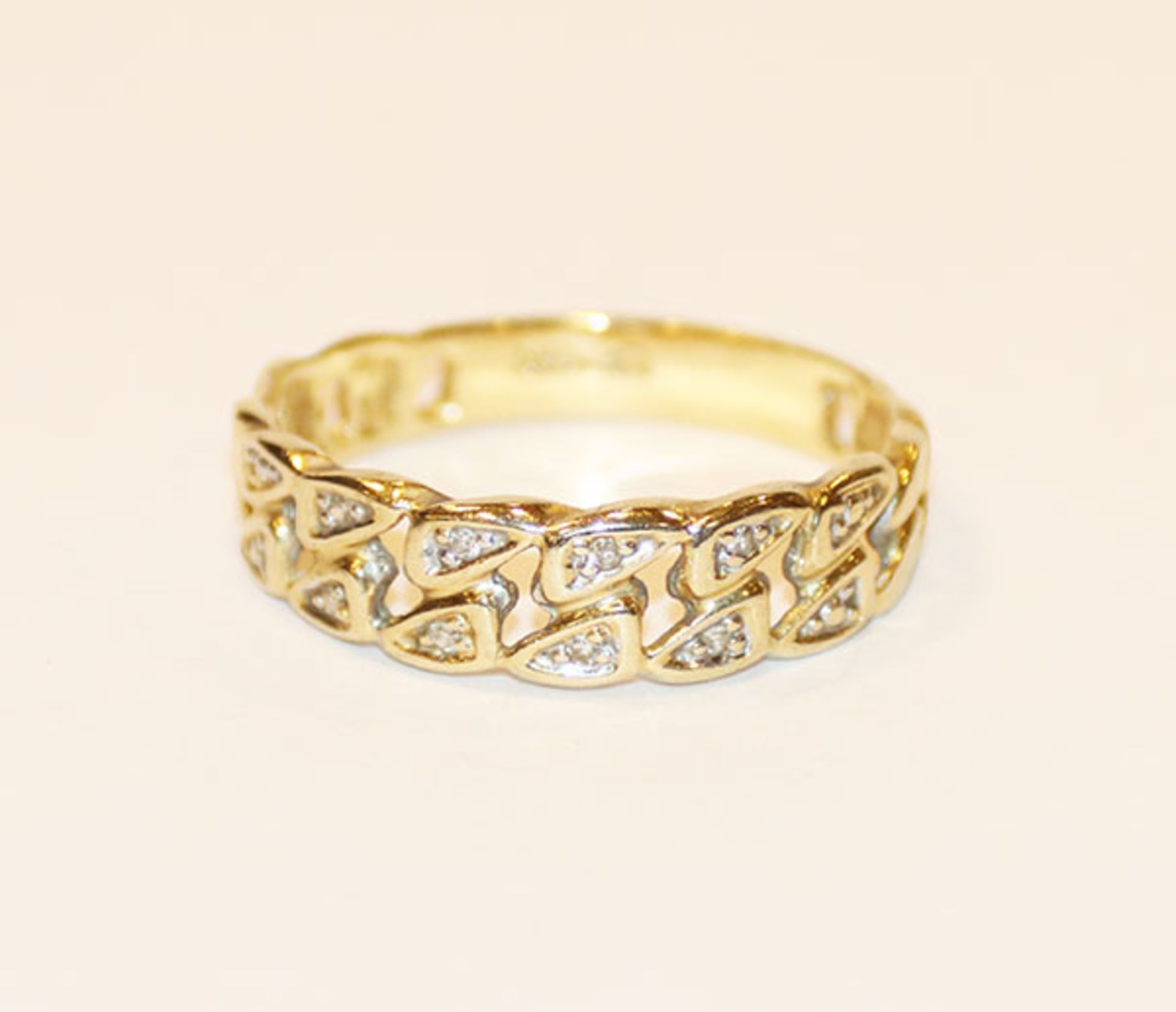 14 k Gelbgold Ring mit Diamanten, 2,5 gr., Gr. 57