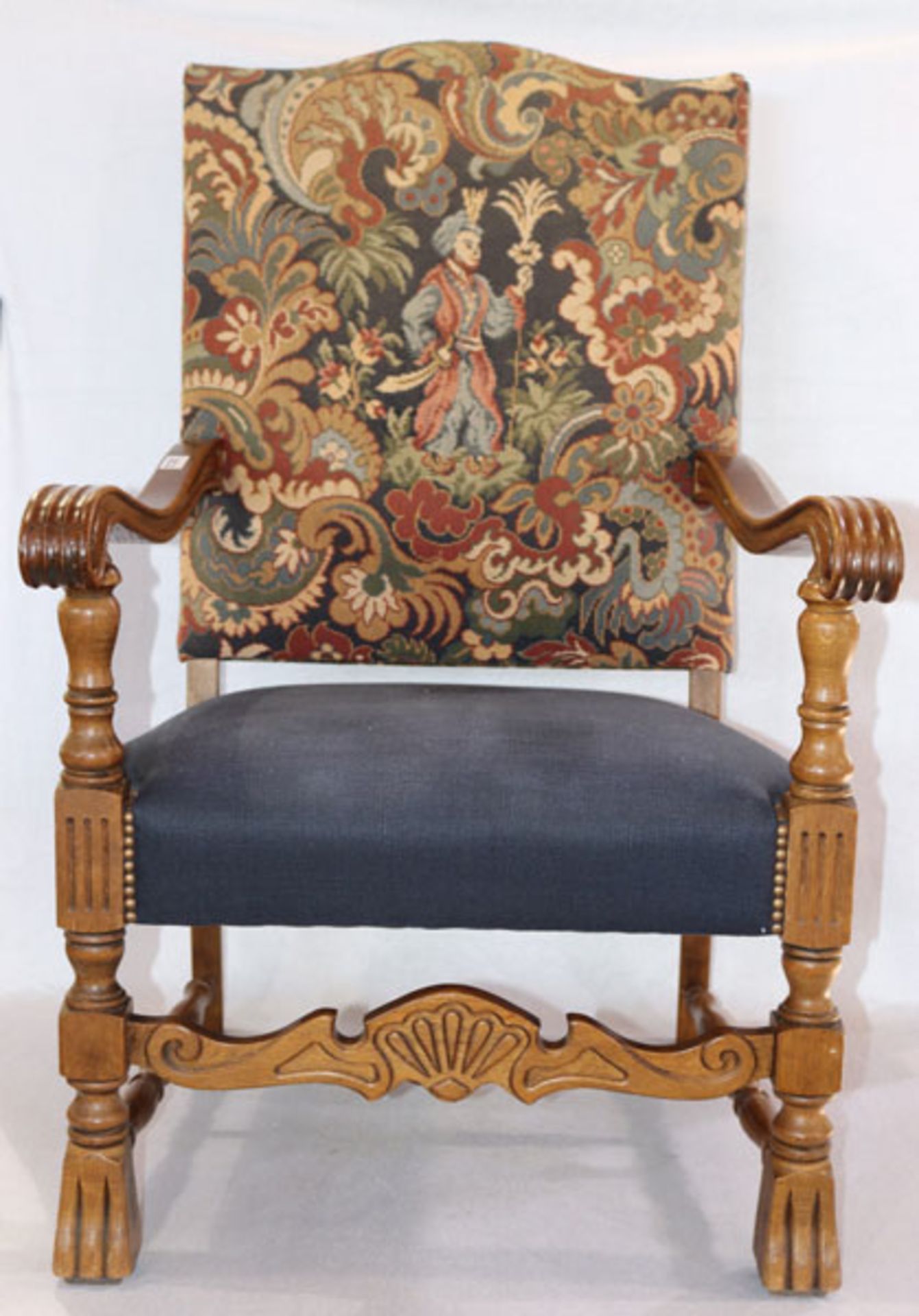 Armlehnstuhl, teils beschnitzt, Sitz und Lehne gepolstert und bezogen, H 105 cm, B 64 cm, T 52 cm,