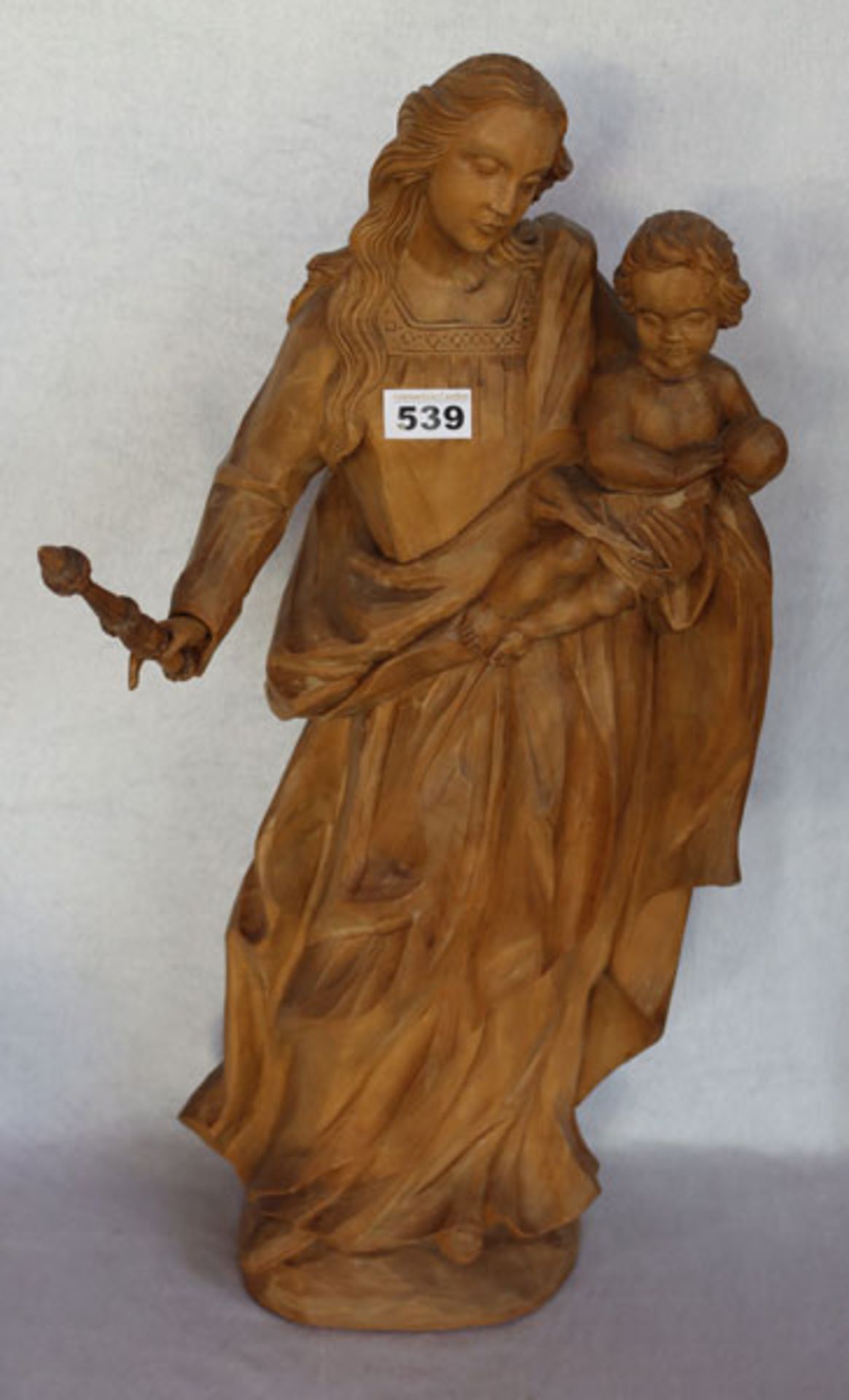 Holz Figurenskulptur 'Maria mit Kind', ungefaßt, H 63 cm