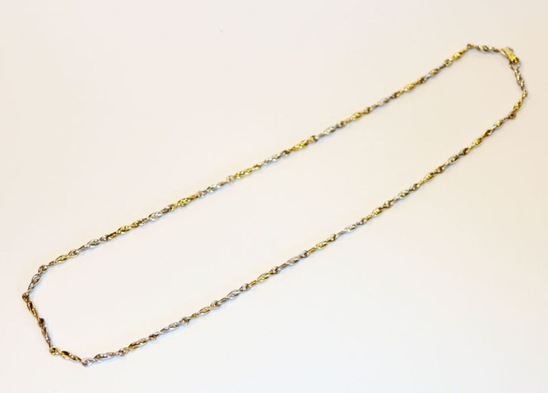 Silber Kette aus gedrehten Gliedern, teils vergoldet, 37 gr., L 60 cm