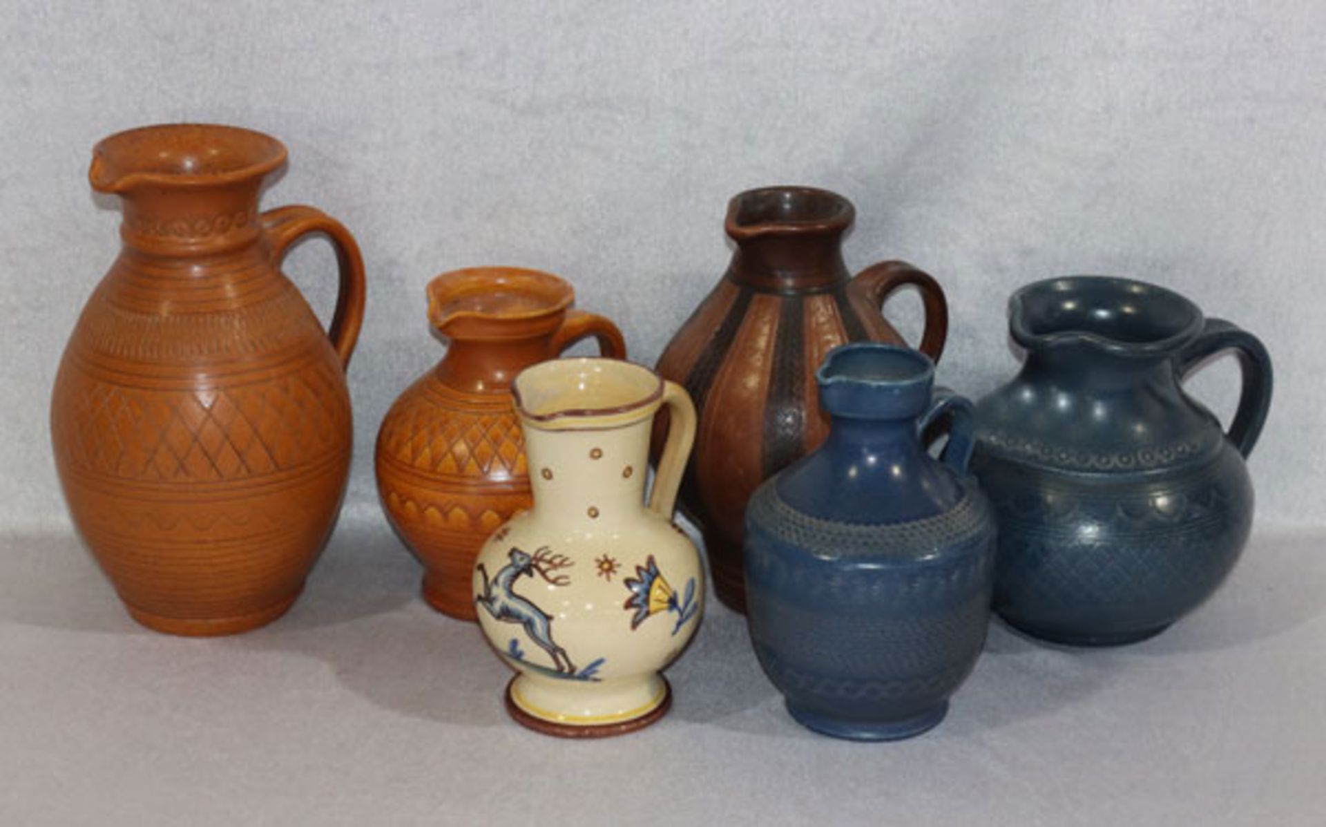 Konvolut von 6 Keramikvasen in verschiedenen Farben und Dekoren, Werkstatt Kagel, Partenkirchern,