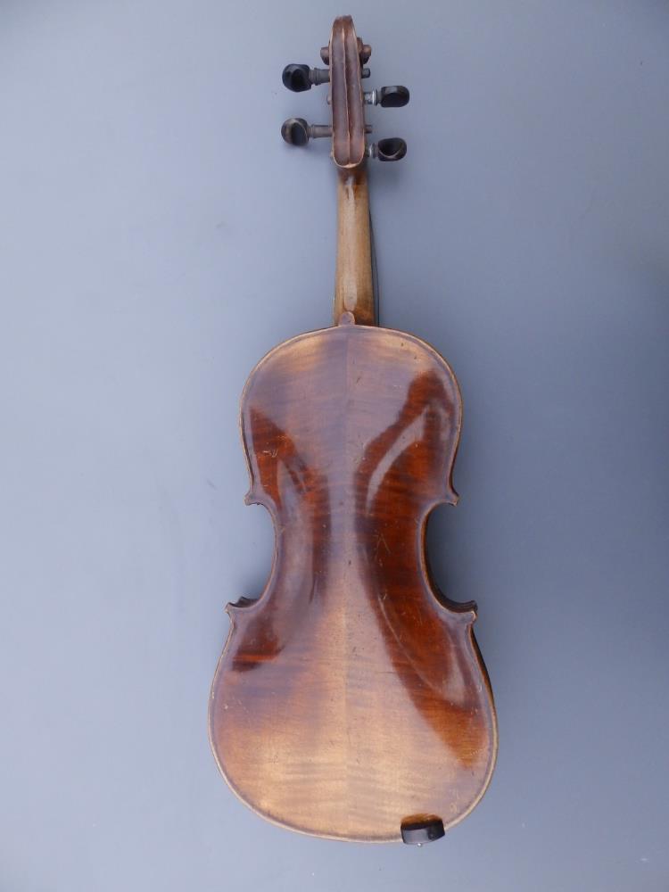 An antique violin with 13" two piece back and bow in wooden case. - Image 2 of 10