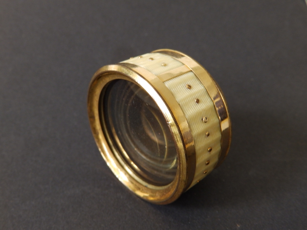A 19thC cased six-drawer gilt brass & ivory monocular with gold pique decoration, 3.75" extended. - Image 4 of 4