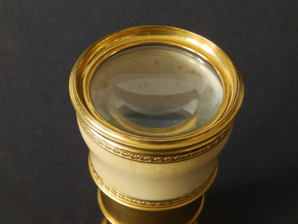 A 19thC two-drawer gilt brass & ivory monocular by Dollond, London, 3.5" extended. This lot will not - Image 3 of 4