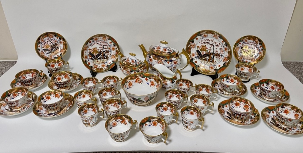 An early 19thC 40 piece Spode Japan pattern tea set, comprising; teapot, covered sugar bowl, slop