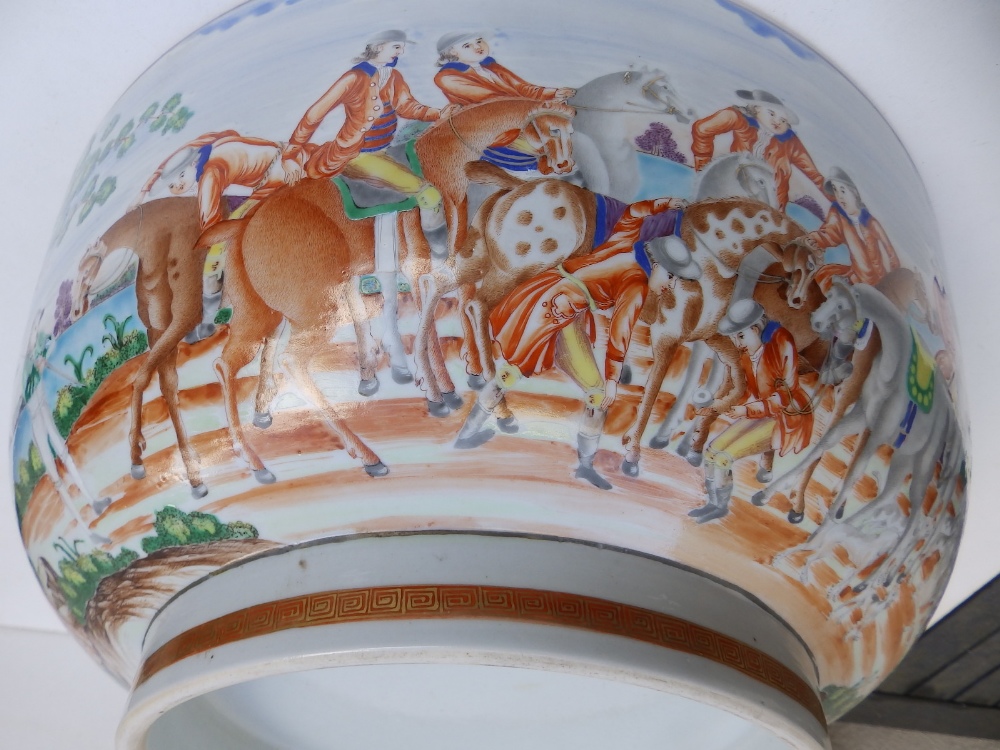 An 18thC Chinese porcelain punch bowl, finely painted with a continuous fox-hunting scene, 14.5" - Image 15 of 20