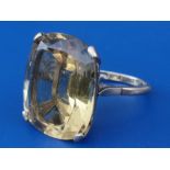 A large citrine single stone 9ct ring. Finger size L.