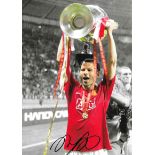 MANCHESTER UNITED - RYAN GIGGS AUTOGRAPHED PHOTO