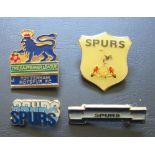 TOTTENHAM HOTSPUR BADGES X 4