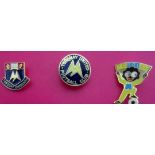 TORQUAY UNITED BADGES X 3