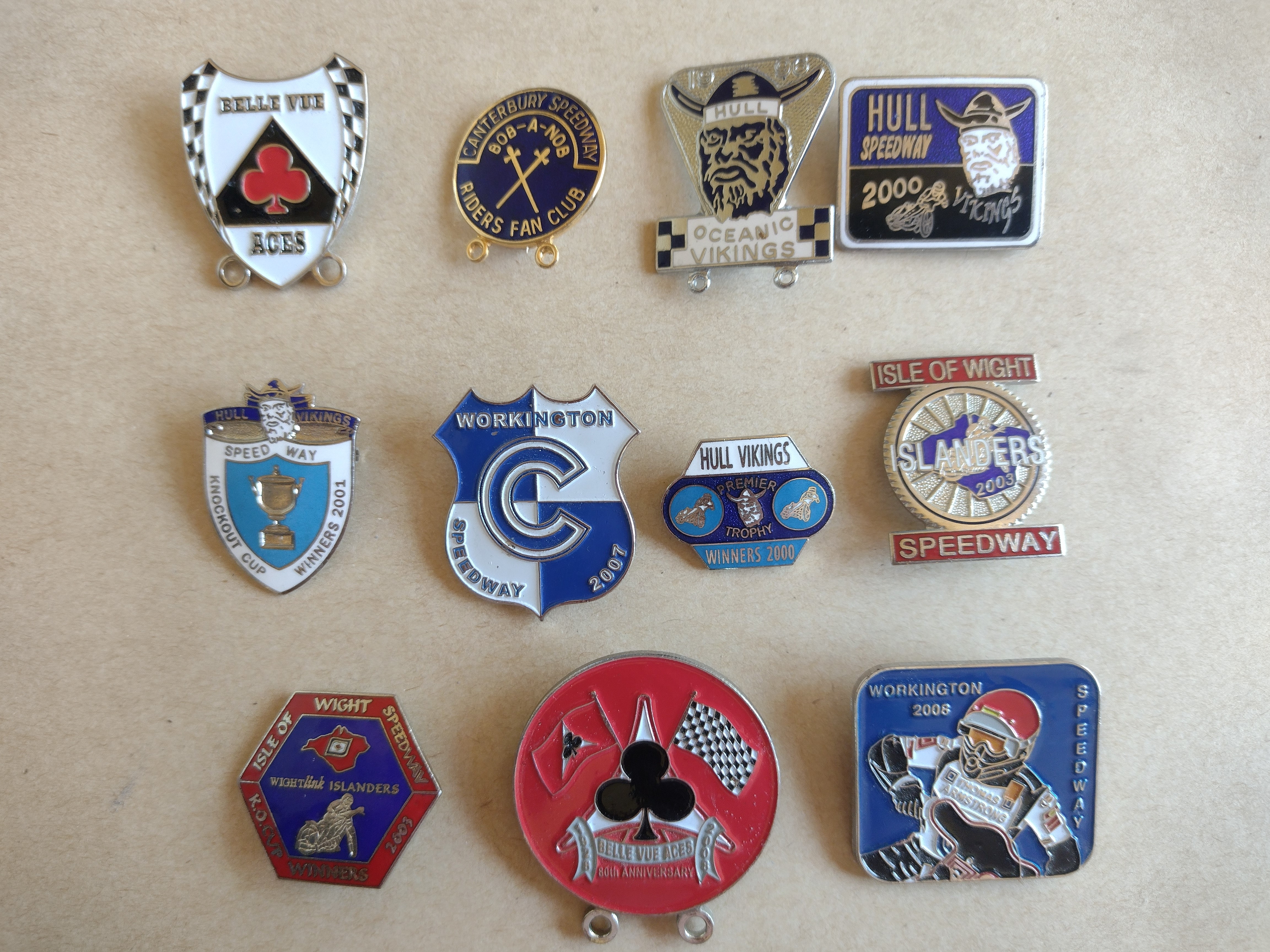 SPEEDWAY - BADGES X 11 BELLE VUE, HULL, WORKINGTON, ISLE OF WIGHT & CANTERBURY