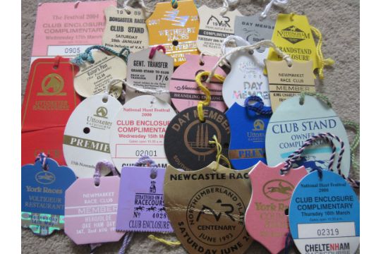 COLLECTION OF HORSE RACING BADGES X 73 - Image 3 of 3