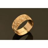 A 9 ct gold wedding band, 3 grams. Size M/N.