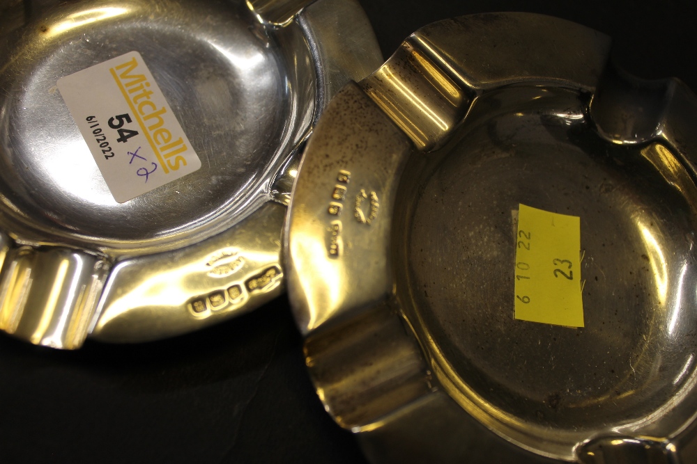 Pair of Birmingham silver ashtrays stamped Asprey's of London - Image 2 of 2