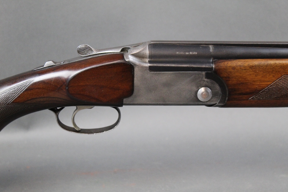 A Lincoln 10 bore over/under shotgun, with 1/2 and 1/2 choke, 89 mm chambers, top lever, - Bild 2 aus 2