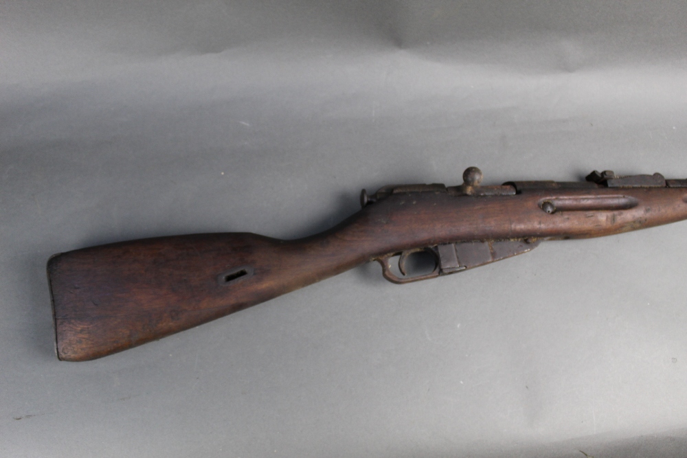 Mosin Negant a deactivated bolt action military rifle. - Bild 2 aus 3