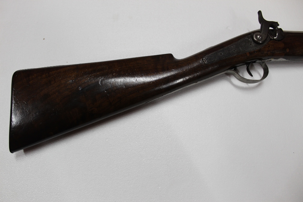 A Birmingham made 15 bore percussion sporting gun, with a 31 1/2" browned Damascus barrel, - Bild 2 aus 2