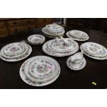 Aynsley Pembroke pattern part dinner service