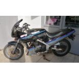 Kawasaki GPZ 500S 500 cc motorbike, with key, no MOT,