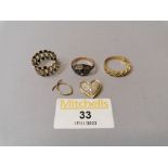 Collection of yellow metal rings, pendant etc, weight 7.