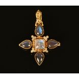 MAZ gold and fluorite crystal and diamond brooch, stamped 18 K MAZ, 16 grams (see illustration).