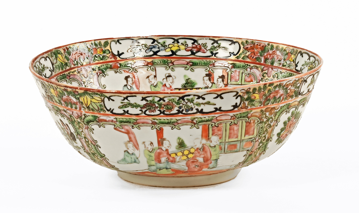 A 19th century Chinese Cantonese bowl,