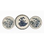 A late 18th century Caughley attributed blue and white dish,