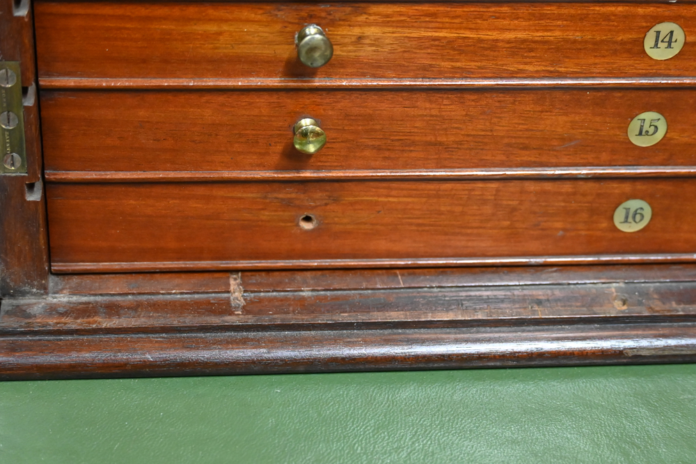 An early 19th century rosewood table top coin cabinet, - Image 7 of 9