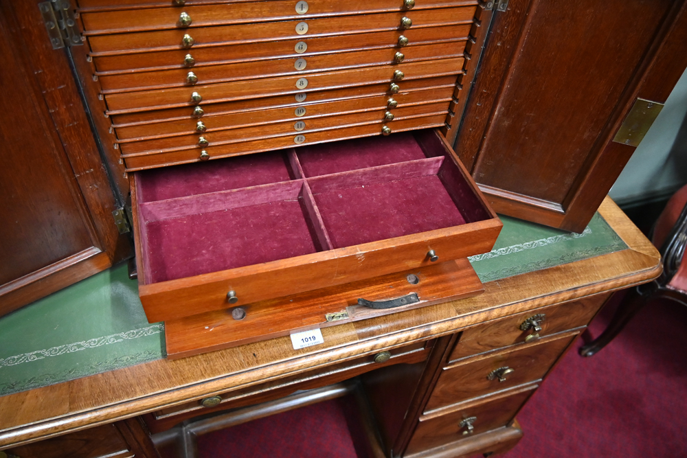An early 19th century rosewood table top coin cabinet, - Image 4 of 9