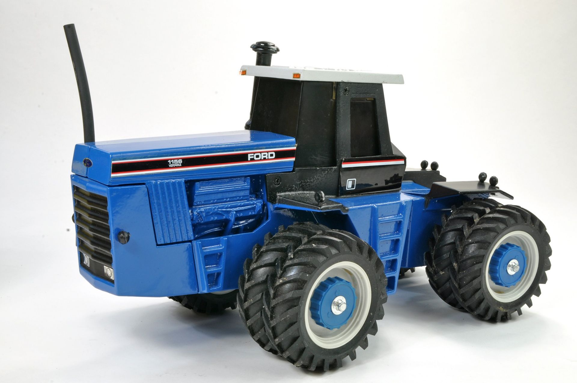 Scale Models 1/16 Model Issue comprising Ford Versatile 1156 Tractor - Paris Mart 1990, duals all-
