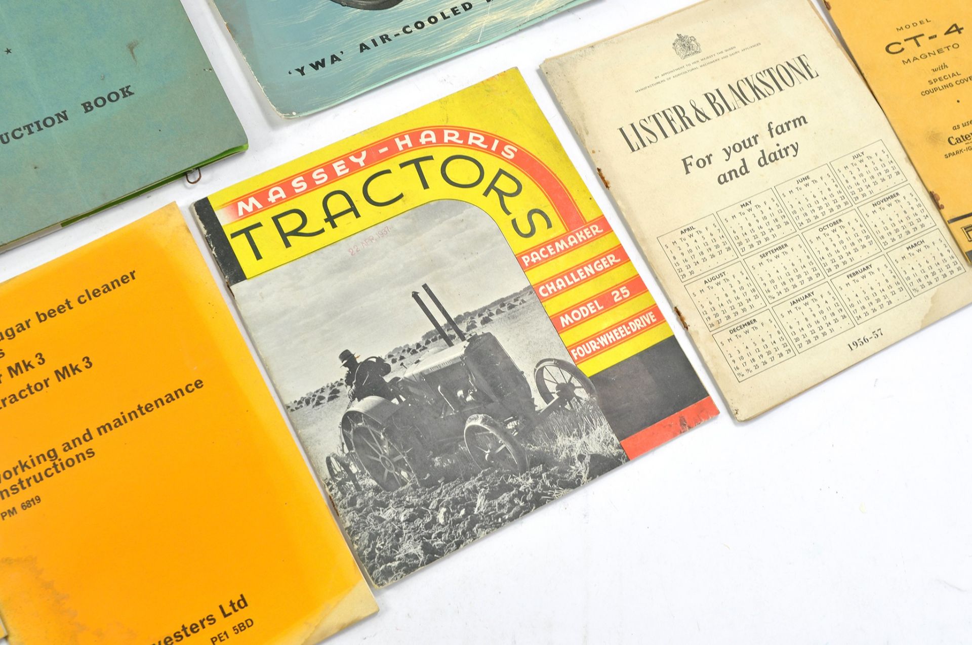 Further interesting assortment of hard to find Vintage Tractor and Machinery related literature - Image 2 of 4